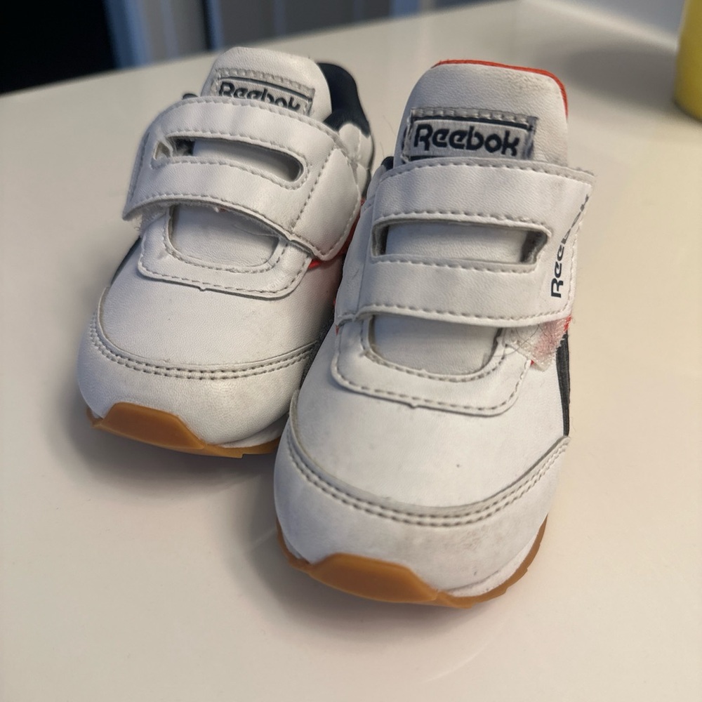 Baby Reebok - Picture 2 of 6